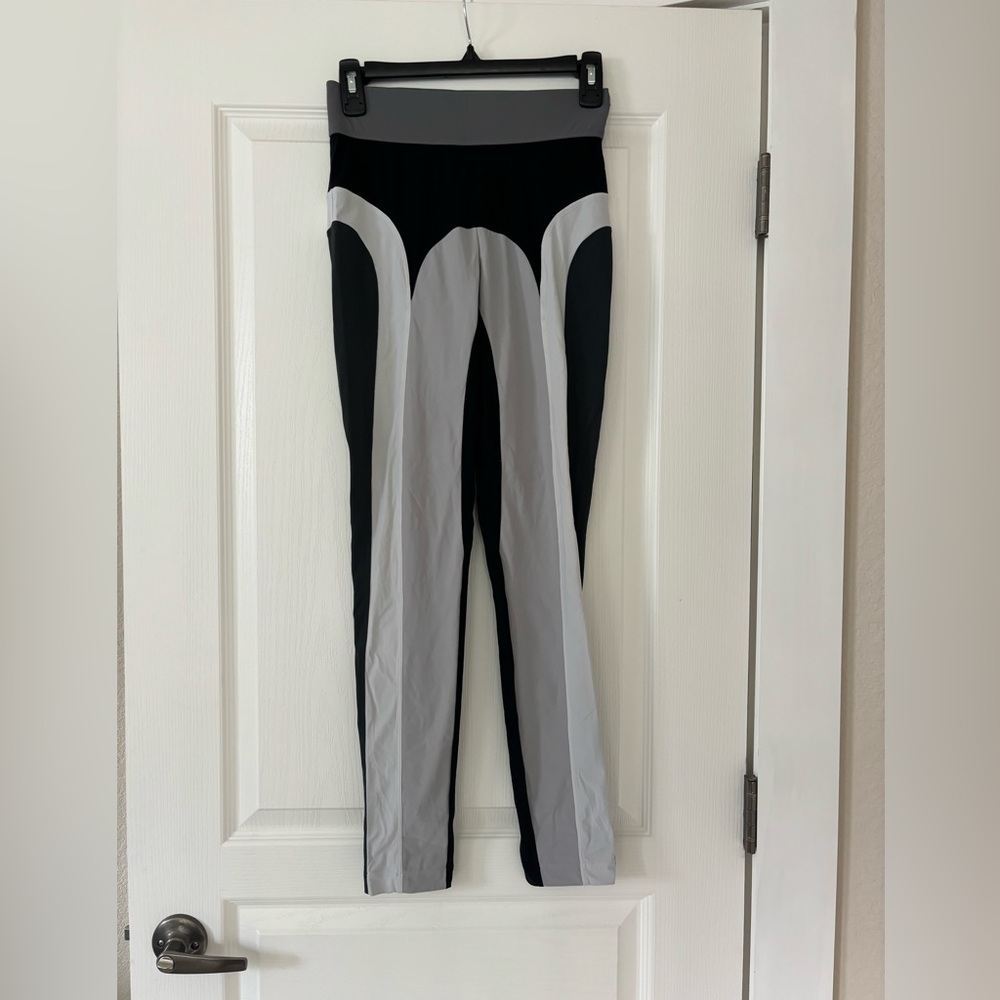NO KA’OI women’s leggings